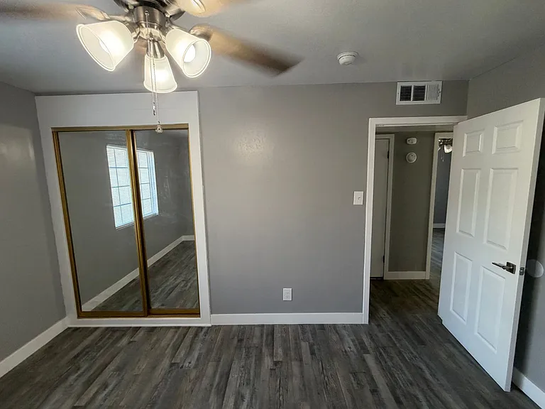 3608 Balboa Dr — Photo 43