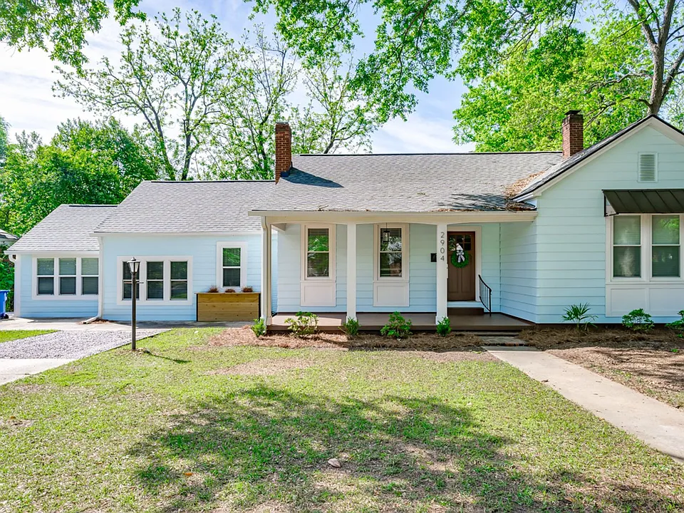 2904 Prentice Ave