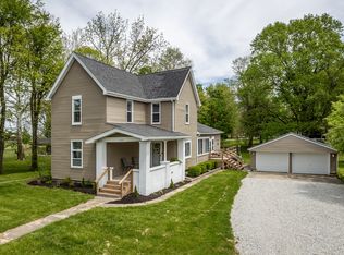 933 N 19th St, Elwood, IN 46036