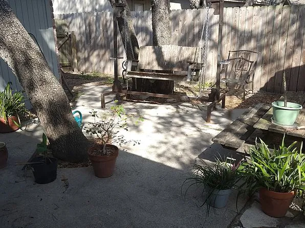 2187 Glenwood Dr, Ingleside, TX 78362