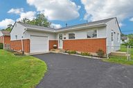 Crescent Dr-S3007-001.jpg