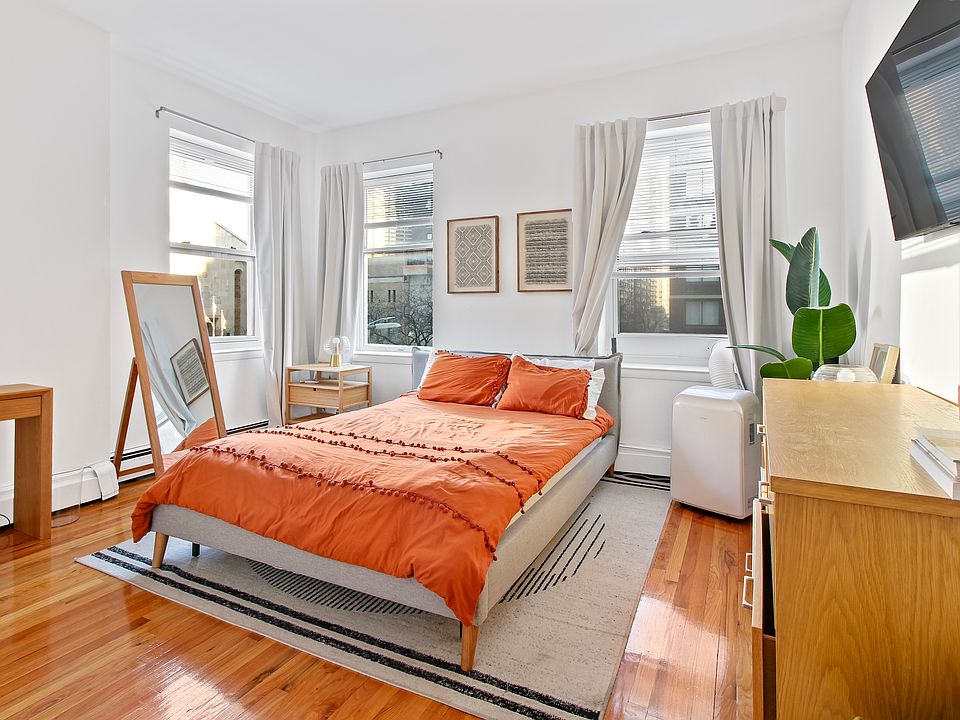 1st image of 621 2nd Ave APT 2