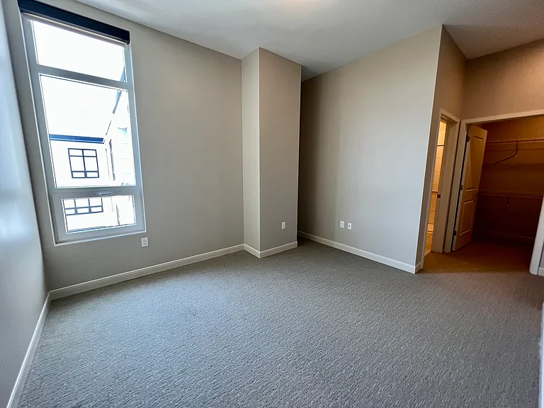 703 Madison St #526 — Photo 14