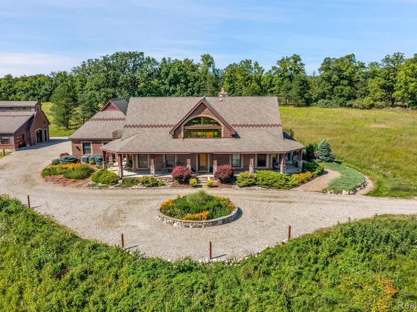 1407 W Joy Rd, Ann Arbor, MI 48105
