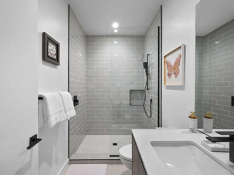 57627 Santo Thomas — Photo 22