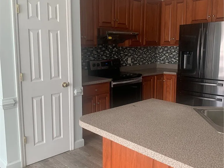 3506 Harbison Ct — Photo 10