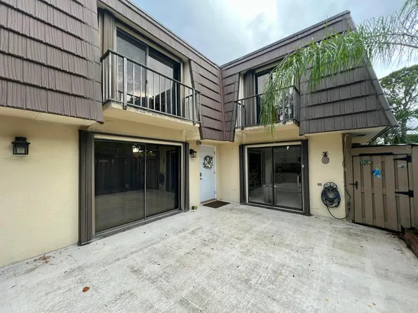 815 8th Court, Palm Beach Gardens, FL 33410