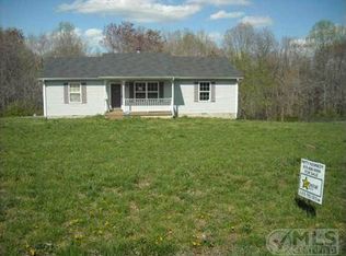 1569 Bandy Rd, Ashland City, TN 37015
