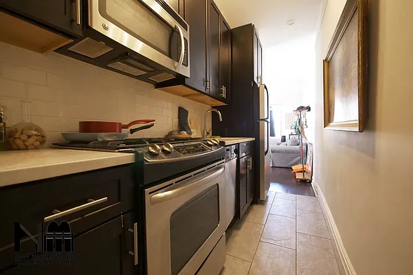 Rented by NMRE | media 10