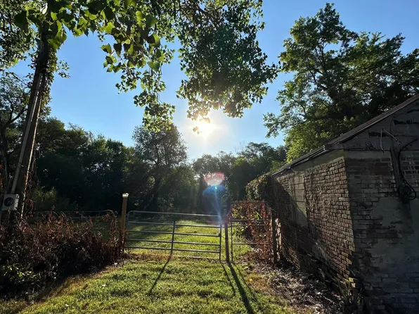 000 Park Circle, South Greenfield, MO 65752