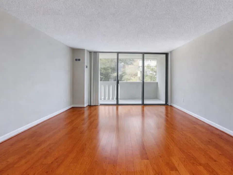 6101 Edsall Rd #409