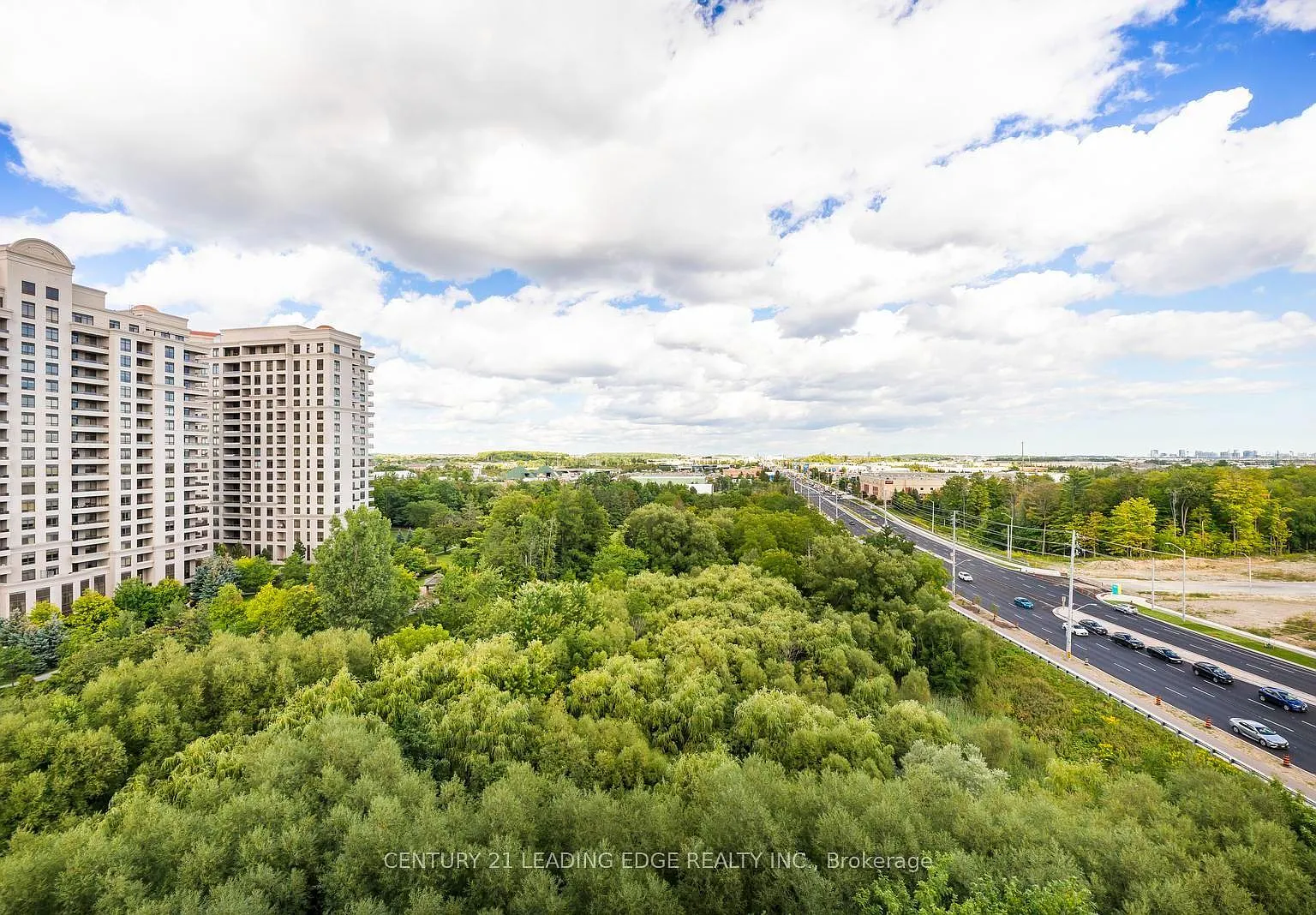 2 bed, $2,500 — Photo 2