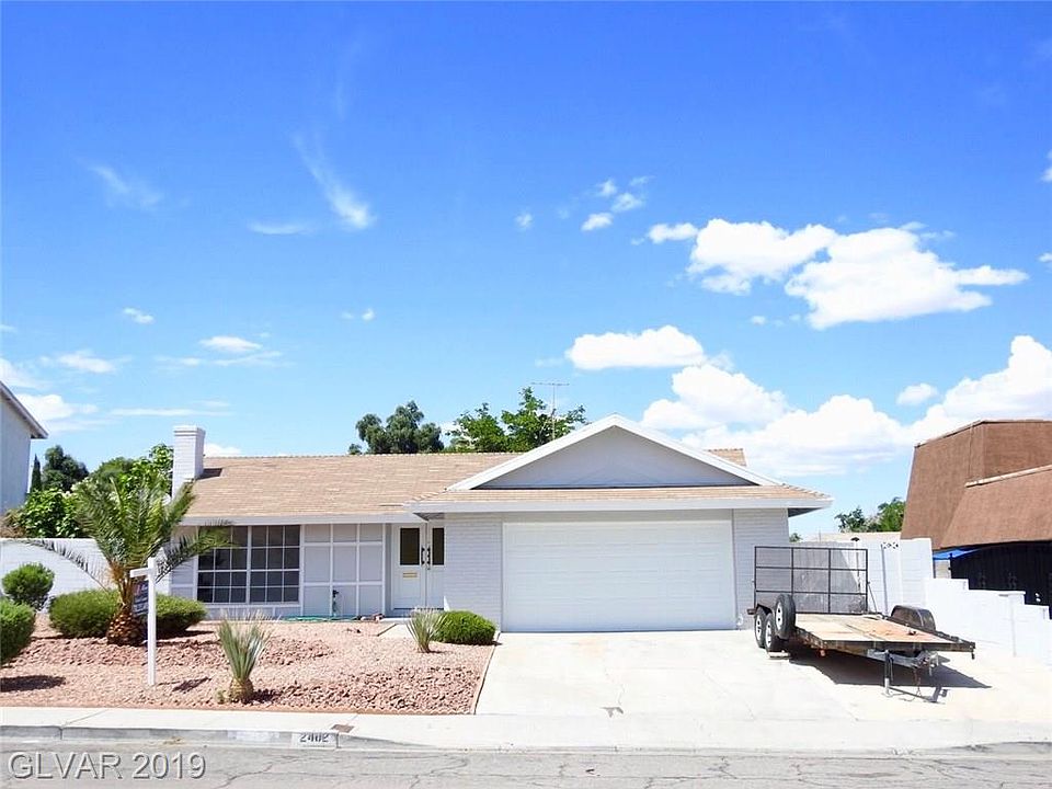 1st image of 2482 Capistrano Ave