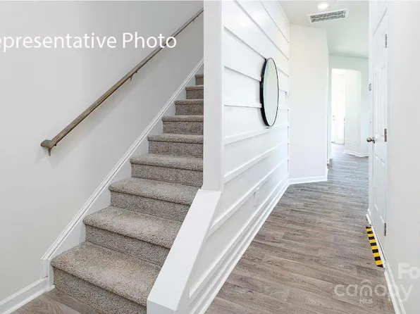 134 Court House Ave, York, SC 29745