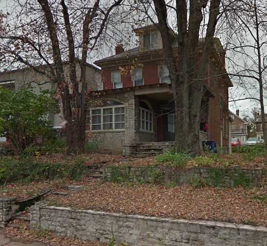 1st image of 98 E 18th Ave