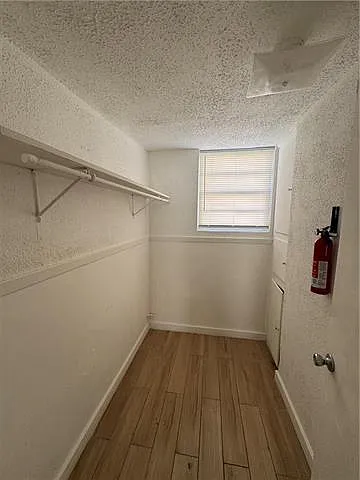2325 Wilton St #A — Photo 7
