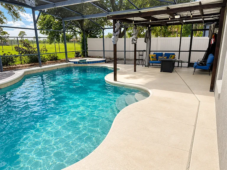 14408 Estrella Dr — Photo 5
