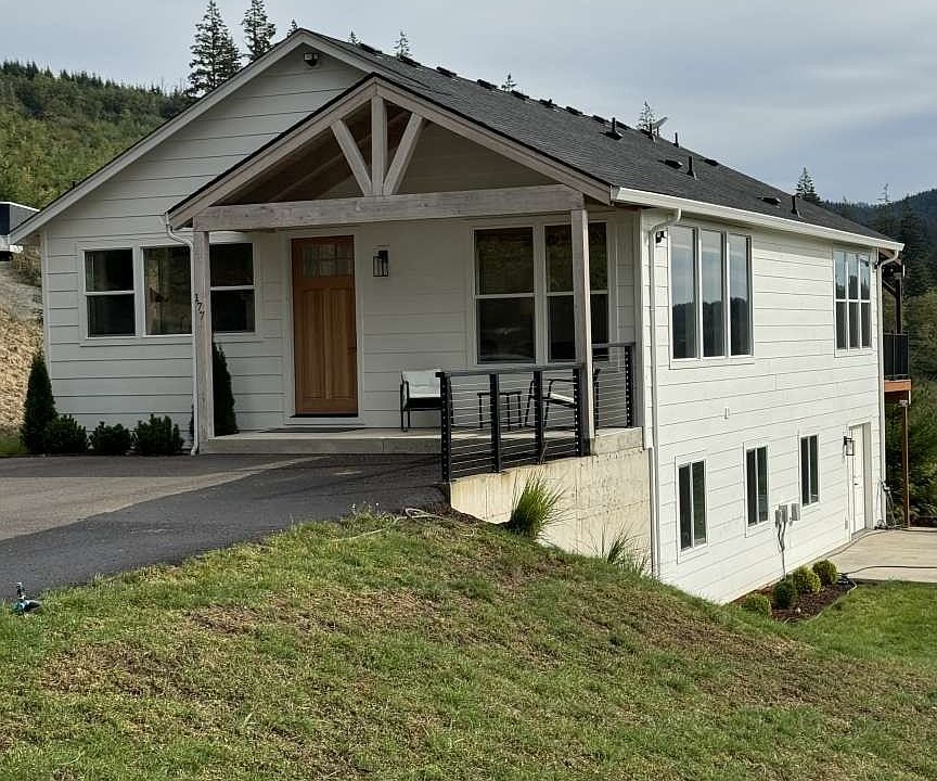 1st image of 177 Benelli Lane
