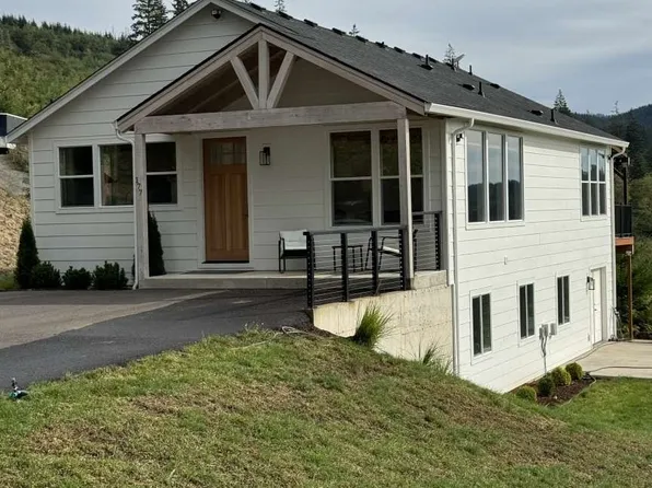177 Benelli Lane, Woodland, WA 98674