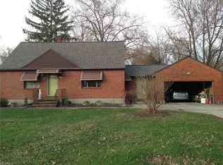 4125 Columbia Rd, North Olmsted, OH 44070