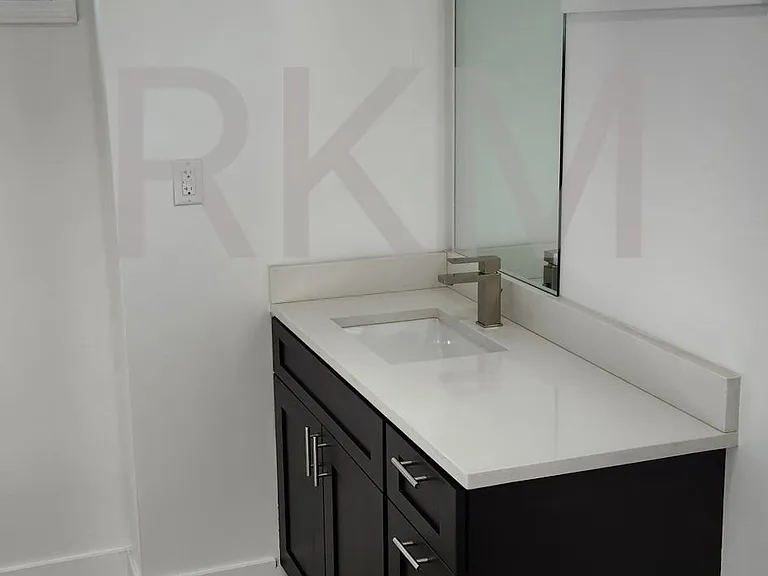 4011 Harrison St — Photo 9