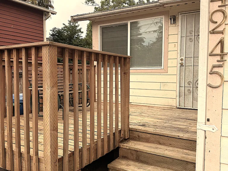 4245 S Raymond St — Photo 23