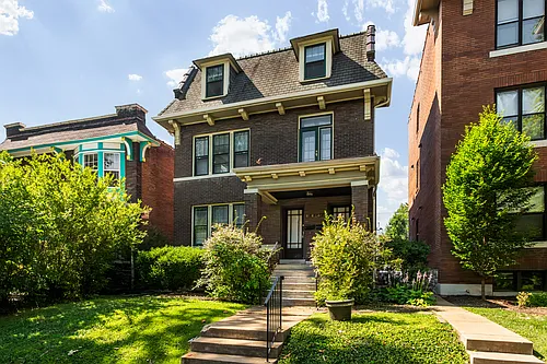 6026-28 Pershing Ave #6026 Photo 1