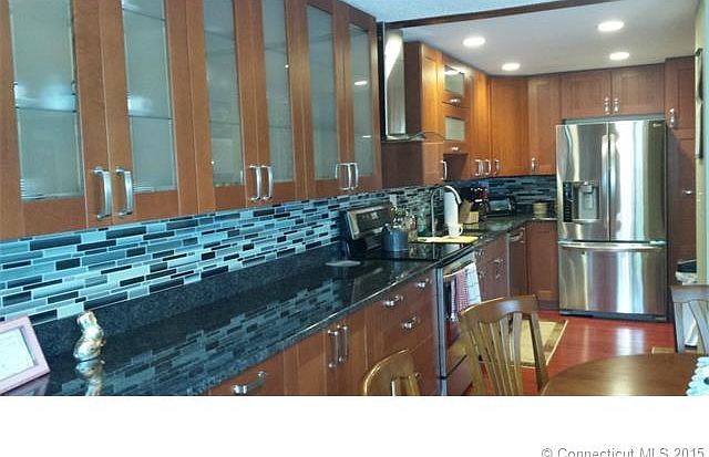 Large updated Kitchen