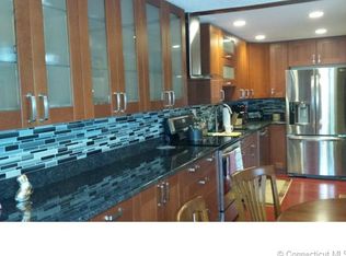 45 Sharon Ln, Wethersfield, CT 06109