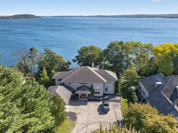 N4626 Wildwood Ln, Princeton, WI 54968