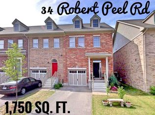 34 Robert Peel Rd, Kitchener, ON N2H0B5