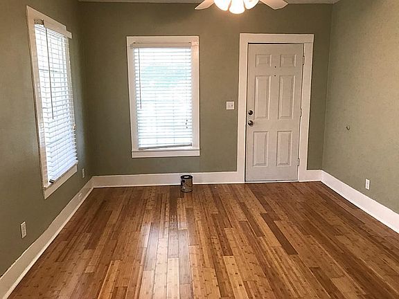 3rd image of 106 Opal Ct