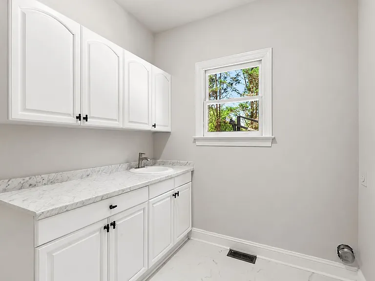 3011 McKee Rd — Photo 9