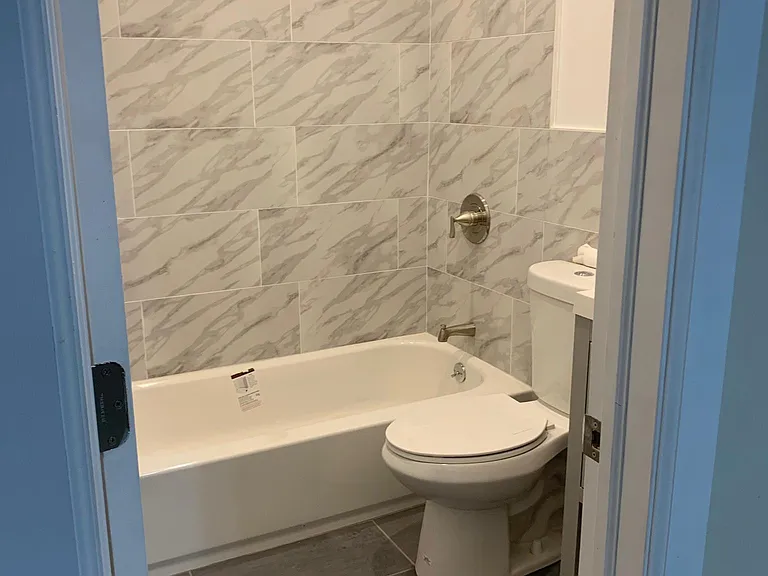 4832 Longshore Ave #1 — Photo 14