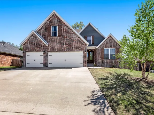 1711 Sweetbriar Way, Centerton, AR 72719