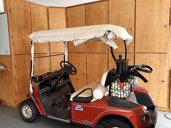 Golf cart