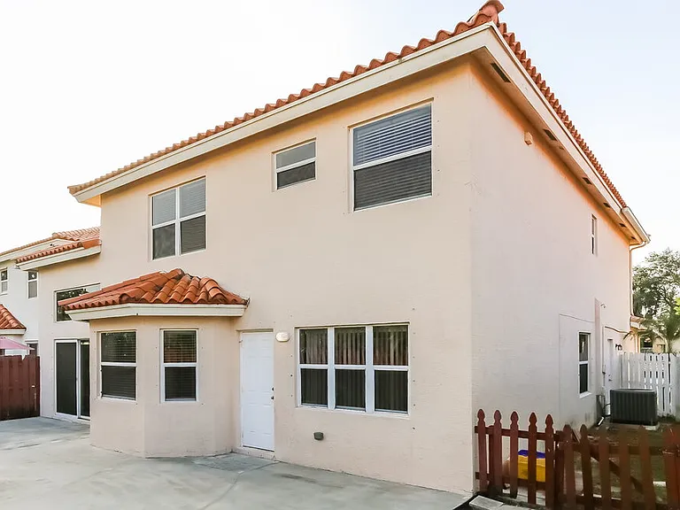 7304 Nautica Way — Photo 17