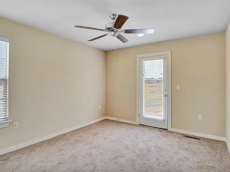 The Reserve at Chaffee Crossing Apartment Homes & Townhomes — Photo 23