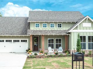 1724 Campus Corner Pl, Edmond, OK 73034