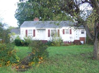 1220 McArthur Rd, Maryville, TN 37804