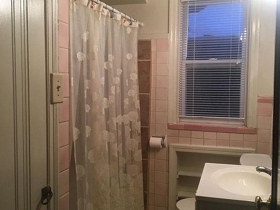5th image of 4280 Gertrude Ave #1
