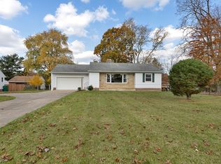 15025 Schreiber Rd, Maple Heights, OH 44137