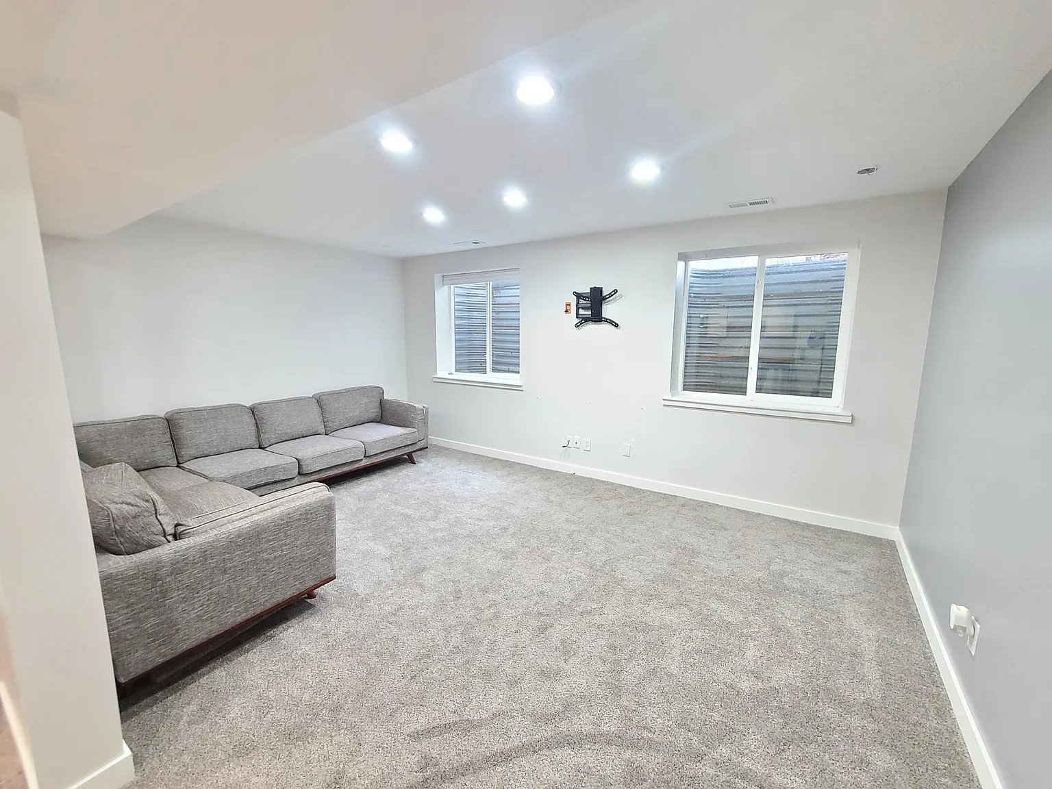 1 bed, 833 sqft, $1,445 — Photo 3