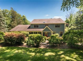 20 Spring Meadow Rd, Mount Kisco, NY 10549