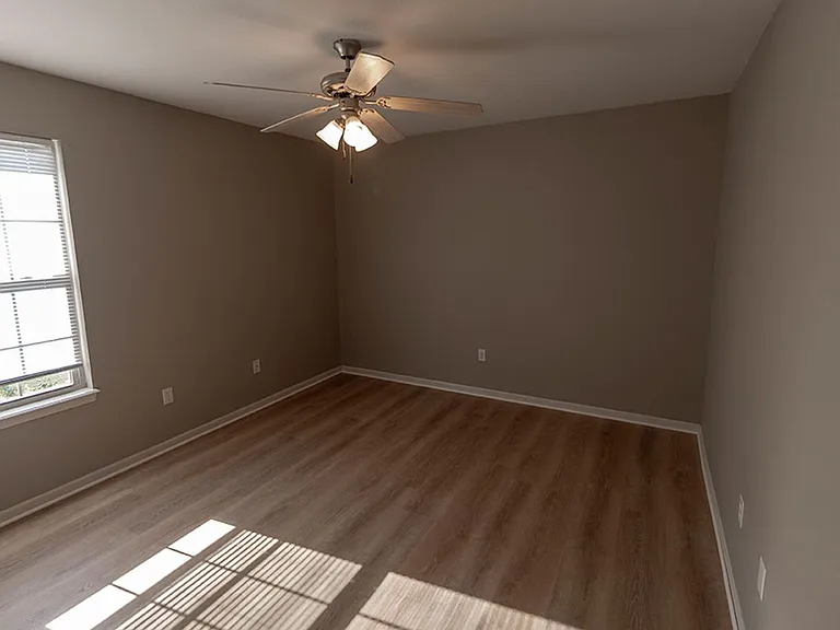 4013 Snowy Owl Dr — Photo 24