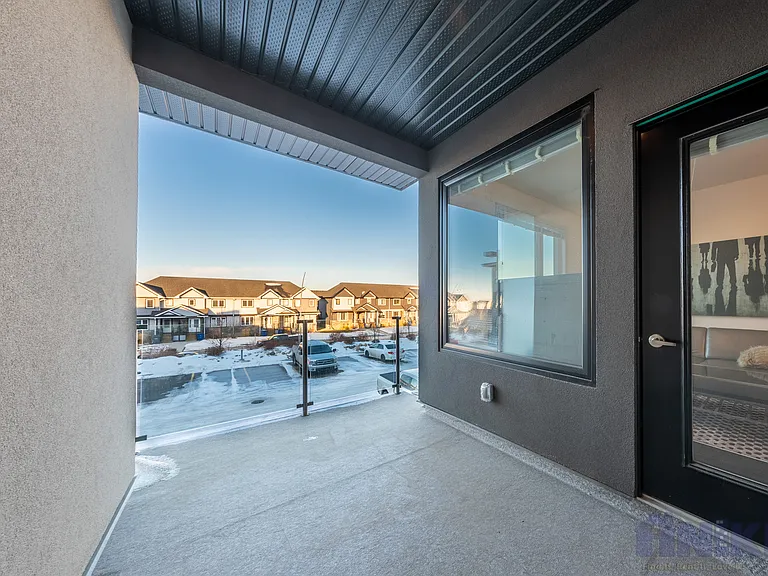 223 Evergreen Sq #212 — Photo 9