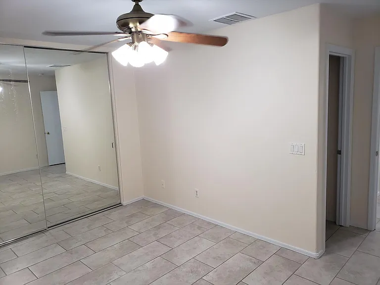1503 S 228th Ct — Photo 11