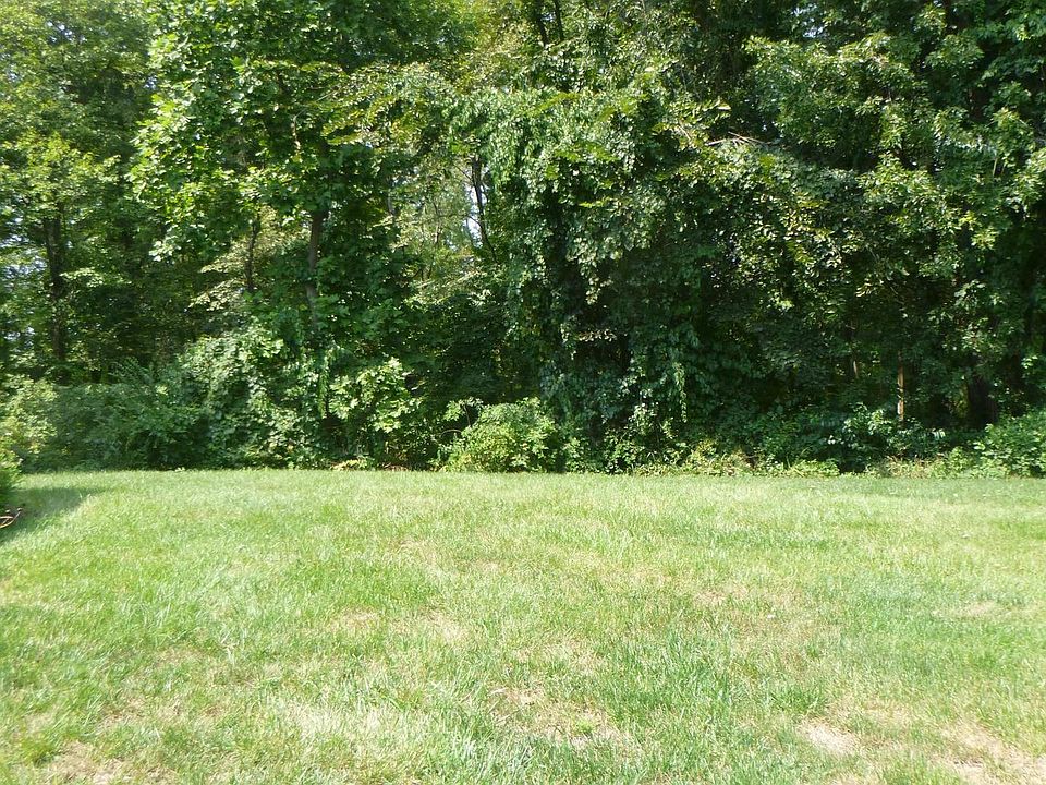 2nd image of 53 Basswood Ct