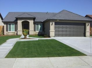 10212 Pinnacle Ct, Bakersfield, CA 93311