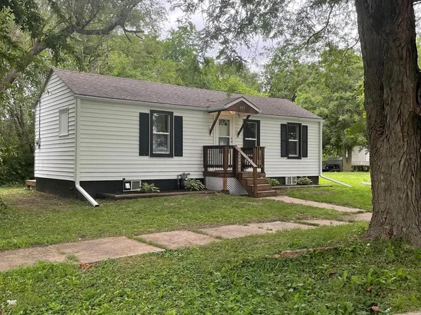207 1st Ave, Red Oak, IA 51566
